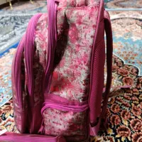 کیف مدرسه به همراه جامدادی در حدنو|لوازم التحریر|تهران, نعمت‌آباد|دیوار