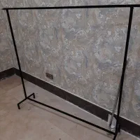 میز وصندلی به اضافه رگال تعداد ۴ عدد میله پرده|فروشگاه و مغازه|چابهار, |دیوار