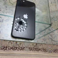 گوشی ایفون se 2020 مشکی‌ ۱۲۸ گیگ رجیستری اماده|موبایل|رباط‌کریم, رباط‌کریم|دیوار