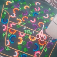 شلوار گلدوزی