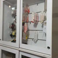 ویترین جوراب و اکسسوری