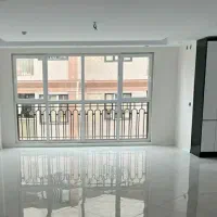 ۵۷متر۱خواب/کلیدنخورده/ جنب مترو/ زیر قیمت منطقه