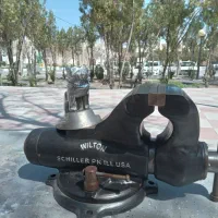 سگ ماک|کلکسیون اشیاء عتیقه|اراک, |دیوار