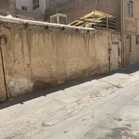 ۱۰۰متر ویلایی هم جهت انبار هم سکونت