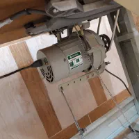 چرخ خیاطی سردوز زوجی|چرخ خیاطی و ریسندگی|شیراز, کوشک میدان|دیوار