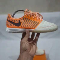 تعدادی کفش فوتسال سالنی اورجینال اصل به شرط|کیف، کفش، کمربند|بهارستان, |دیوار