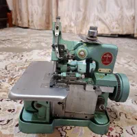 سردوز پروانه همراه با میز اصلی خودش