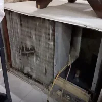 کولر پنجره‌ی تمیز