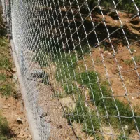 اجرای کامل .فنس کشی.سیم خاردار(باغ وزمین کشاورزی)