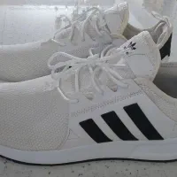 کتونی اورجینال آدیداس سایز ۴۲