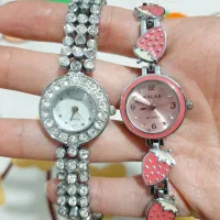 دو عدد ساعت دخترانه کاملا سالم