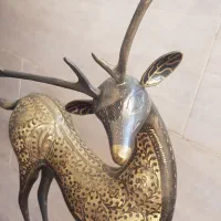 گوزن برنز|کلکسیون اشیاء عتیقه|اشنویه, |دیوار