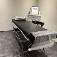 اپراتور دستگاه لاغری خانم
