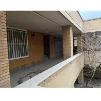 اجاره مغازه ۴۰ متری در A۱|اجارهٔ مغازه و غرفه|فولادشهر, A1|دیوار