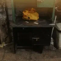 میز کار فلزی