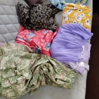 تعدادی لباس محلی|لباس|قم, نیروگاه|دیوار