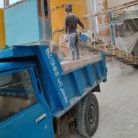 راننده به همراه نیسان کمپرسی جهت کار انبار مصالح