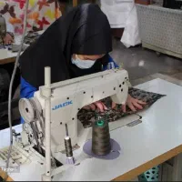 خیاط و وسط کار خانم