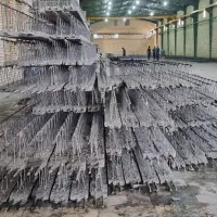 کارگر بتن ریز جهت تیرچه صنعتی