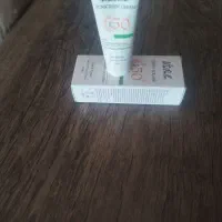 ضد آفتاب ویتابلا