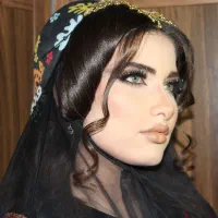 خدمات و آموزش میکاپ.شینیون .ناخن.|خدمات آرایشگری و زیبایی|شیراز, کوشک میدان|دیوار