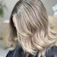 جشنواره خدمات رنگ و لایت(آموزش تخصصی رنگ و لایت)