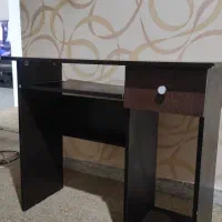میز کامپیوتر و تحریر