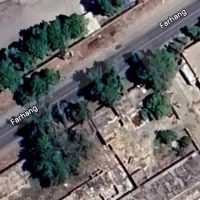 زمین چهار دیواری تجاری