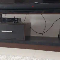 میز تلویزیون چوب با صفحه شیشه ای