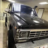 پاترول ۷۶‌ مشکی ۵ دنده دو درب