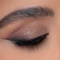 میکاپ و شنیون ۹۰۰
