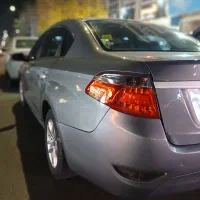 برلیانس ۳۳۰ موتور بزرگ