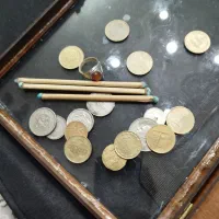 تعدادی سکه قدیمی