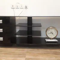 میز تلویزیون شیشه ایی