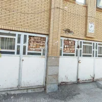 درب پارکینگ و ورودی|مصالح و تجهیزات ساختمان|قم, هفت تیر|دیوار