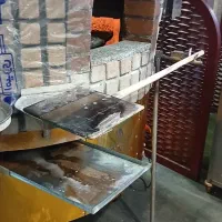 به یک شاطر سنگک نیاز مندیم