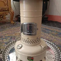 چراغ نفتی قدیمی|کلکسیون اشیاء عتیقه|قم, شاه ابراهیم|دیوار