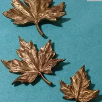 برگ پاییزی دیوارکوب