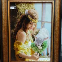 تابلو فرش دختر و بره