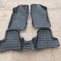 کف زیر پایی در حد نو و روکش صندلی ۲۰۶ تیپ۵ وsd رنا