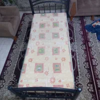 تخت خواب یک نفره