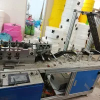 نیروی کار فنی اپراتور دستگاه تولید ماسک