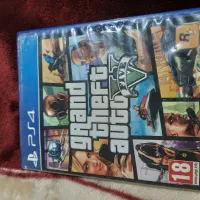 دیسک GTA V نسخه ی PS4 همراه با نقشه