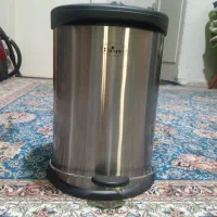 سطل آشغال پِدالی