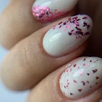 آموزش تخصصی کاشت ناخن با مدرک فنی حرفه ای
