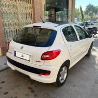 207 پانا دنده ای مدل 1402|خودرو سواری و وانت|اصفهان, باب الدشت|دیوار