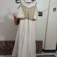 لباس مجلسی نو|لباس|ری, علایین|دیوار