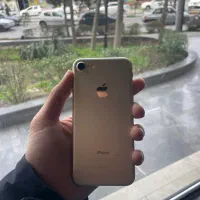 ایفون 7 لاکاغذی