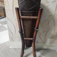 تعدادی گل و گلدان دکوری|گل مصنوعی|اراک, |دیوار