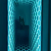 آینه بینهایت بسیار شیک|آینه|نیشابور, ۲۲ بهمن|دیوار